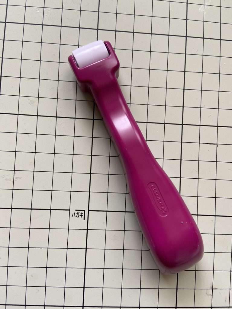 コロコロオープナー、アイロンの代用可!縫いしろがつく道具使ってみた